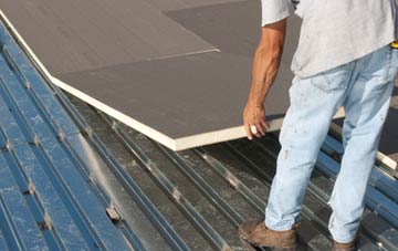 benefits of insulating Hoo Meavy flat roofing